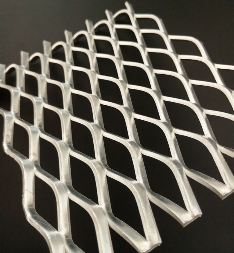 Aluminum 3003 Diamond Shape Stretched Expanded Metal Mesh - China Expanded  Metal Mesh, Expanded Metal Sheet