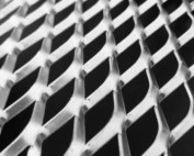 expandable wire mesh