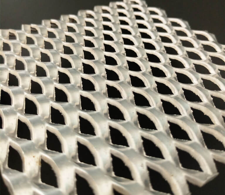 expanded aluminum grating