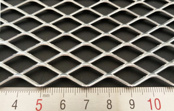 Expanded Metal Sheets Diamond Openings Mesh Supply from Shanghai