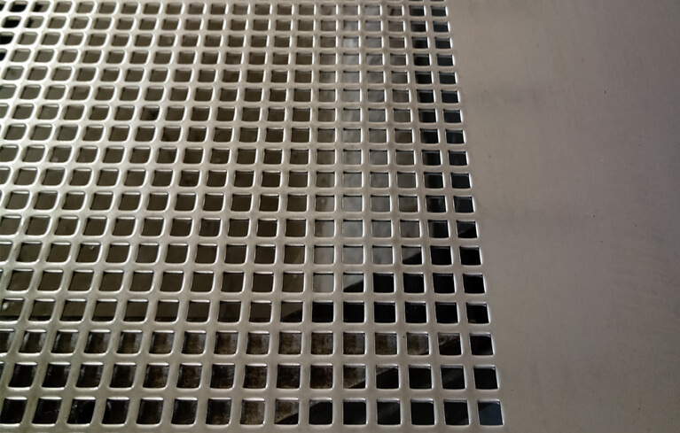 metal lattice screens